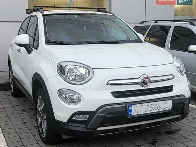 Белый Фиат 500X, объемом двигателя 1.4 л и пробегом 64 тыс. км за 17000 $, фото 1 на Automoto.ua