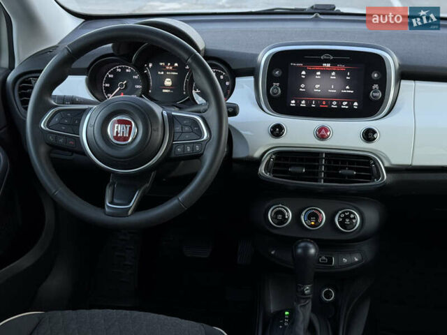 Белый Фиат 500 X, объемом двигателя 1.3 л и пробегом 59 тыс. км за 15950 $, фото 22 на Automoto.ua