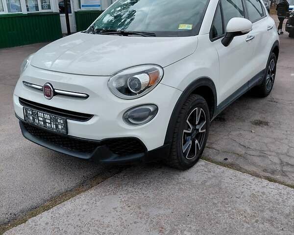 Белый Фиат 500 X, объемом двигателя 1.3 л и пробегом 113 тыс. км за 16800 $, фото 2 на Automoto.ua
