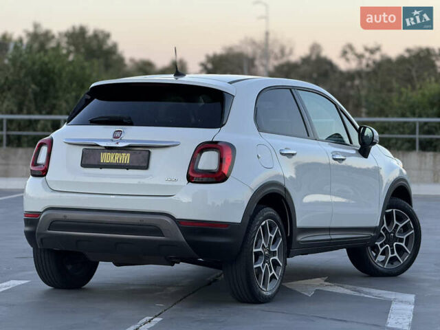 Белый Фиат 500 X, объемом двигателя 1.3 л и пробегом 59 тыс. км за 15950 $, фото 10 на Automoto.ua