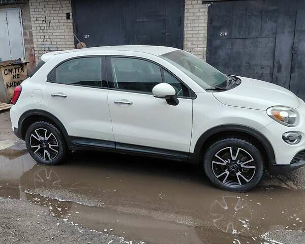 Белый Фиат 500 X, объемом двигателя 1.3 л и пробегом 113 тыс. км за 16800 $, фото 6 на Automoto.ua