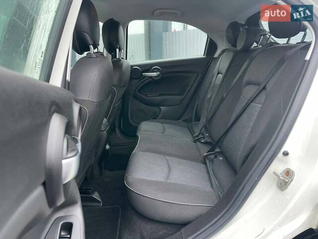 Белый Фиат 500X, объемом двигателя 1.37 л и пробегом 118 тыс. км за 17490 $, фото 9 на Automoto.ua