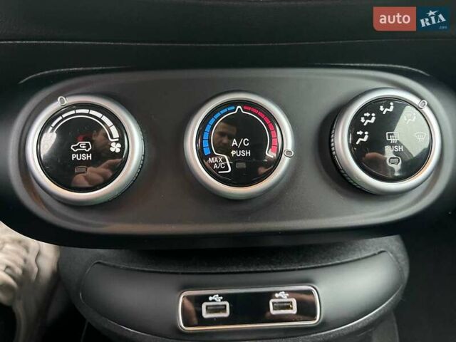 Белый Фиат 500X, объемом двигателя 1.37 л и пробегом 118 тыс. км за 17490 $, фото 24 на Automoto.ua