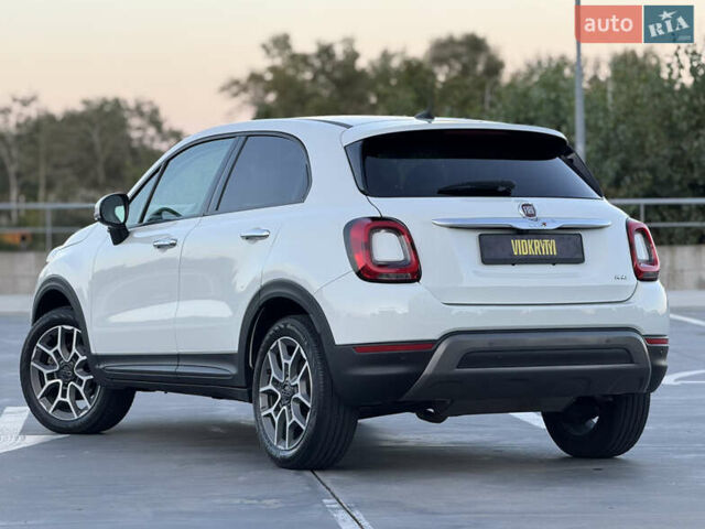 Белый Фиат 500 X, объемом двигателя 1.3 л и пробегом 59 тыс. км за 15950 $, фото 8 на Automoto.ua