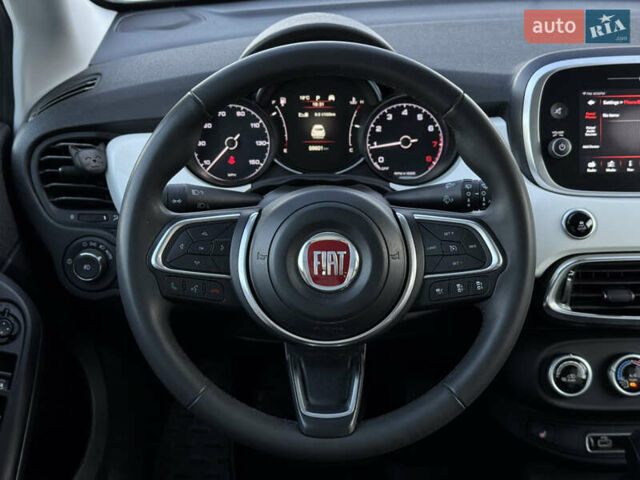 Белый Фиат 500 X, объемом двигателя 1.3 л и пробегом 59 тыс. км за 15950 $, фото 23 на Automoto.ua