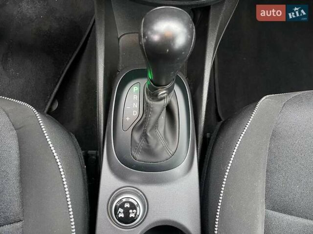 Белый Фиат 500X, объемом двигателя 1.37 л и пробегом 118 тыс. км за 17490 $, фото 23 на Automoto.ua