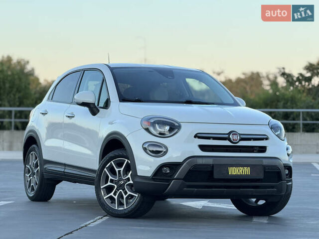 Белый Фиат 500 X, объемом двигателя 1.3 л и пробегом 59 тыс. км за 15950 $, фото 3 на Automoto.ua