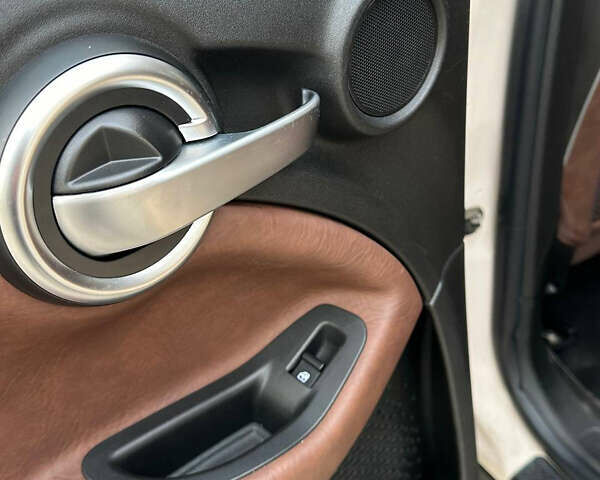 Бежевий Фіат 500X, об'ємом двигуна 2.4 л та пробігом 104 тис. км за 10500 $, фото 18 на Automoto.ua