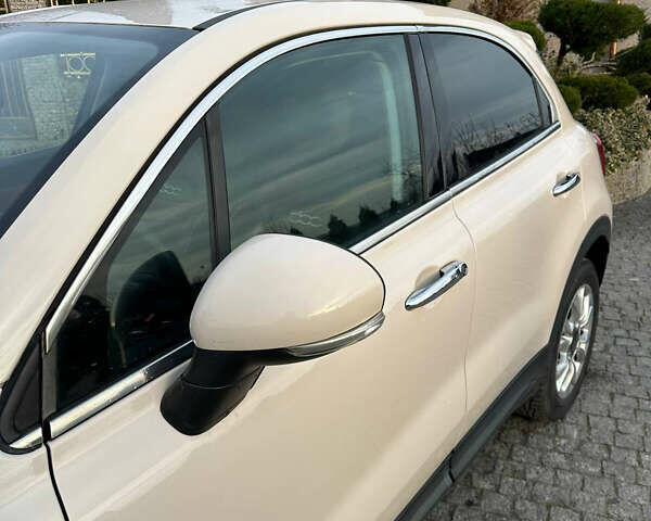 Бежевий Фіат 500X, об'ємом двигуна 2.4 л та пробігом 104 тис. км за 10500 $, фото 2 на Automoto.ua