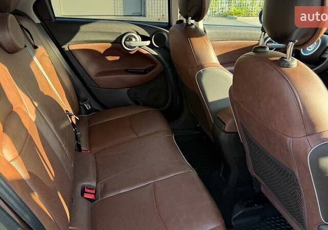 Бежевий Фіат 500X, об'ємом двигуна 2.36 л та пробігом 134 тис. км за 13900 $, фото 9 на Automoto.ua