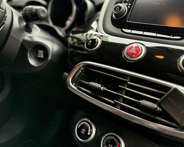 Черный Фиат 500X, объемом двигателя 2.4 л и пробегом 142 тыс. км за 11000 $, фото 9 на Automoto.ua