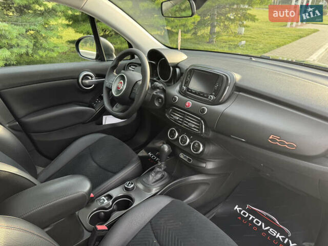 Черный Фиат 500 X, объемом двигателя 2.4 л и пробегом 134 тыс. км за 11700 $, фото 10 на Automoto.ua