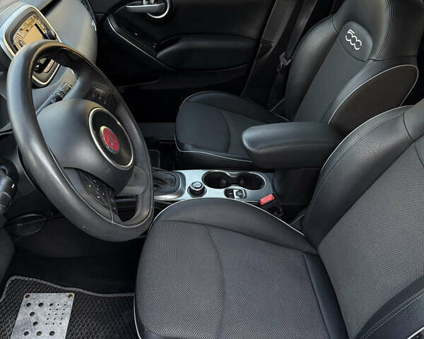 Черный Фиат 500 X, объемом двигателя 2.4 л и пробегом 92 тыс. км за 12500 $, фото 18 на Automoto.ua