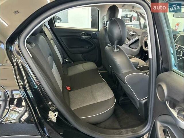 Черный Фиат 500 X, объемом двигателя 2.4 л и пробегом 11 тыс. км за 3000 $, фото 11 на Automoto.ua