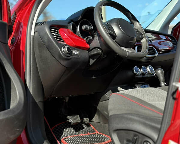 Красный Фиат 500 X, объемом двигателя 2.4 л и пробегом 110 тыс. км за 12200 $, фото 26 на Automoto.ua