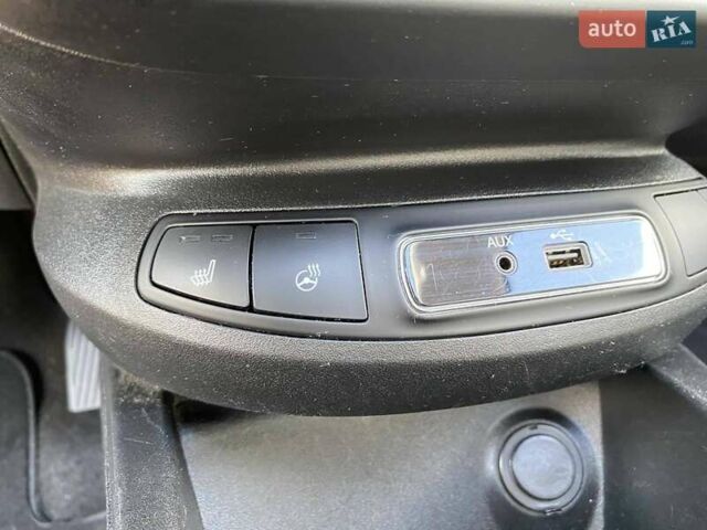 Червоний Фіат 500X, об'ємом двигуна 2.4 л та пробігом 208 тис. км за 11200 $, фото 39 на Automoto.ua