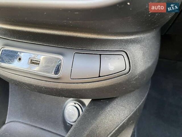 Червоний Фіат 500X, об'ємом двигуна 2.4 л та пробігом 208 тис. км за 11200 $, фото 36 на Automoto.ua