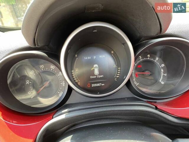 Червоний Фіат 500X, об'ємом двигуна 2.4 л та пробігом 208 тис. км за 11200 $, фото 10 на Automoto.ua