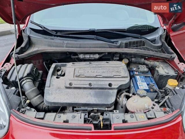 Красный Фиат 500X, объемом двигателя 1.4 л и пробегом 108 тыс. км за 11499 $, фото 11 на Automoto.ua