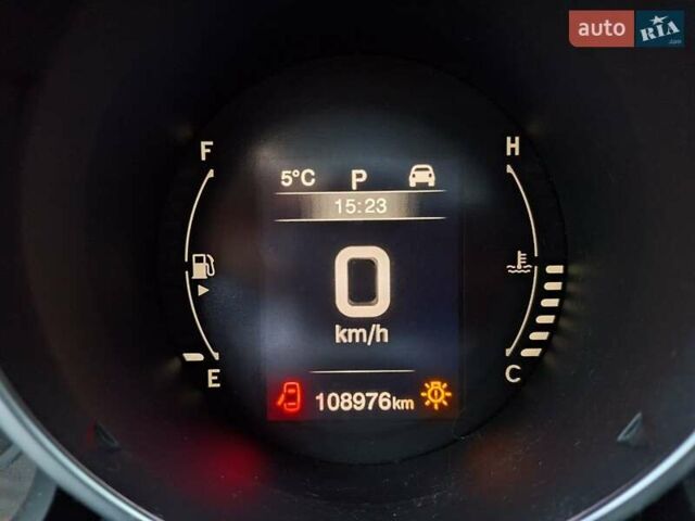 Красный Фиат 500X, объемом двигателя 1.4 л и пробегом 108 тыс. км за 11499 $, фото 13 на Automoto.ua