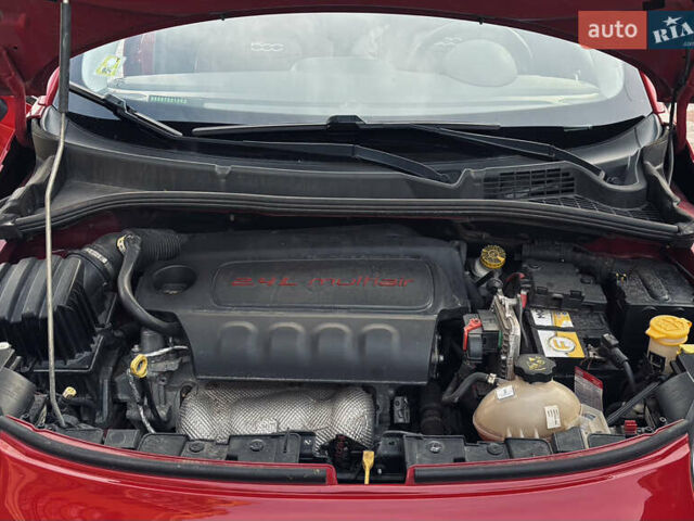 Красный Фиат 500X, объемом двигателя 2.36 л и пробегом 67 тыс. км за 15400 $, фото 8 на Automoto.ua