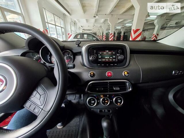 Красный Фиат 500X, объемом двигателя 1.4 л и пробегом 78 тыс. км за 14500 $, фото 11 на Automoto.ua