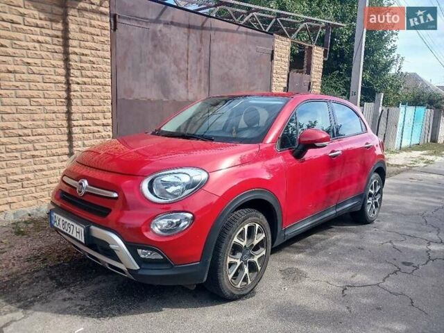 Красный Фиат 500X, объемом двигателя 1.4 л и пробегом 57 тыс. км за 13000 $, фото 2 на Automoto.ua