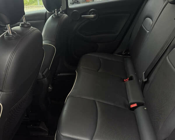 Красный Фиат 500 X, объемом двигателя 1.33 л и пробегом 32 тыс. км за 14000 $, фото 11 на Automoto.ua