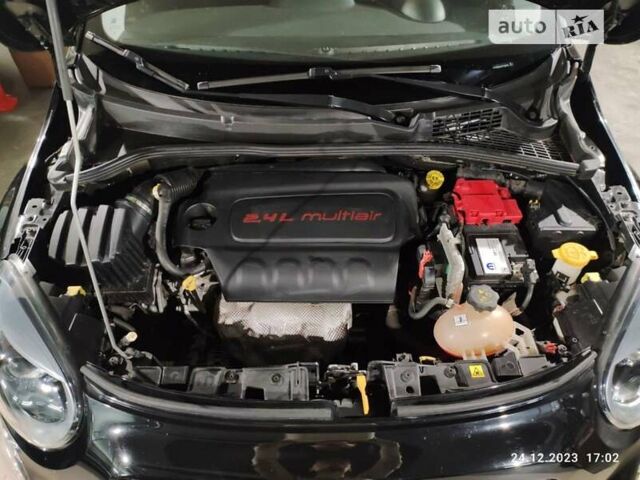 Фиат 500 X, объемом двигателя 2.4 л и пробегом 48 тыс. км за 12700 $, фото 2 на Automoto.ua