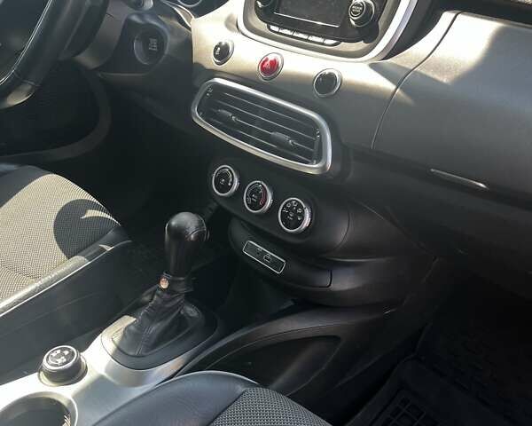 Желтый Фиат 500 X, объемом двигателя 2.4 л и пробегом 120 тыс. км за 12500 $, фото 3 на Automoto.ua