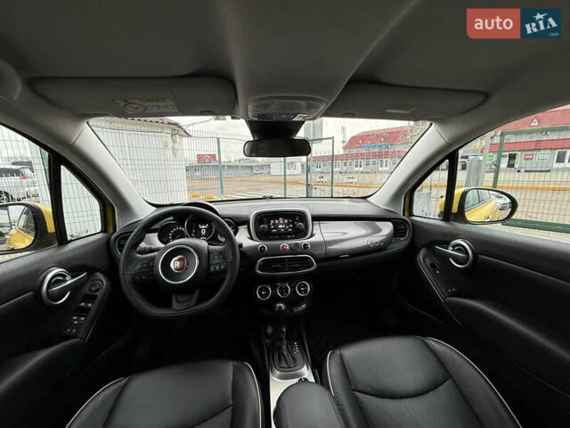 Желтый Фиат 500X, объемом двигателя 1.4 л и пробегом 95 тыс. км за 14190 $, фото 20 на Automoto.ua