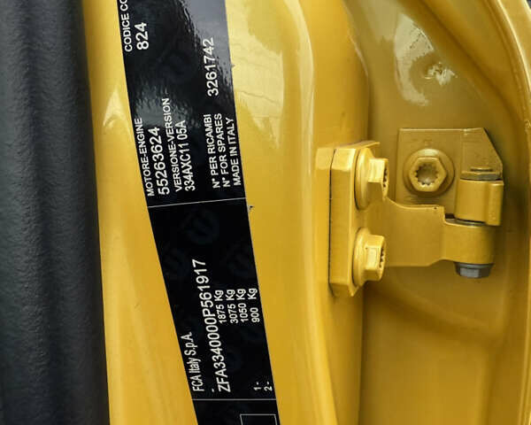 Желтый Фиат 500X, объемом двигателя 1.4 л и пробегом 95 тыс. км за 14190 $, фото 12 на Automoto.ua