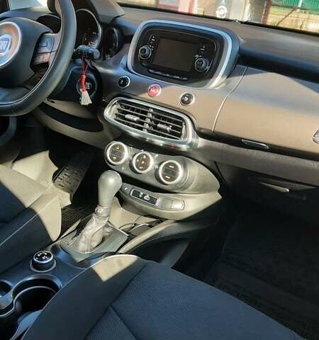 Серый Фиат 500 X, объемом двигателя 2.4 л и пробегом 59 тыс. км за 14500 $, фото 6 на Automoto.ua