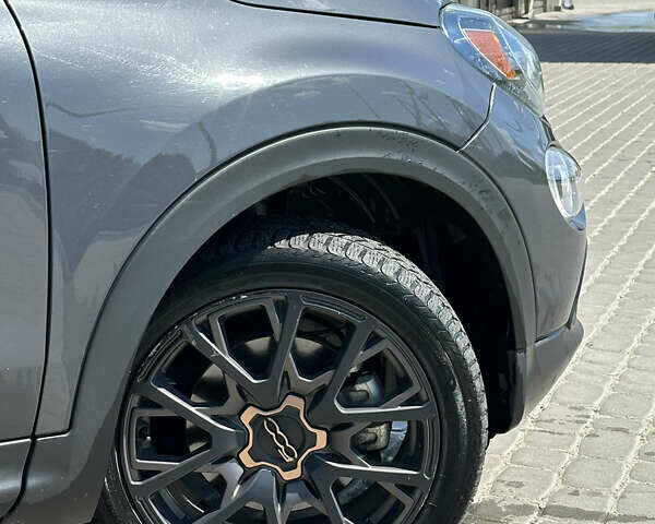Сірий Фіат 500 X, об'ємом двигуна 2.36 л та пробігом 121 тис. км за 11800 $, фото 5 на Automoto.ua