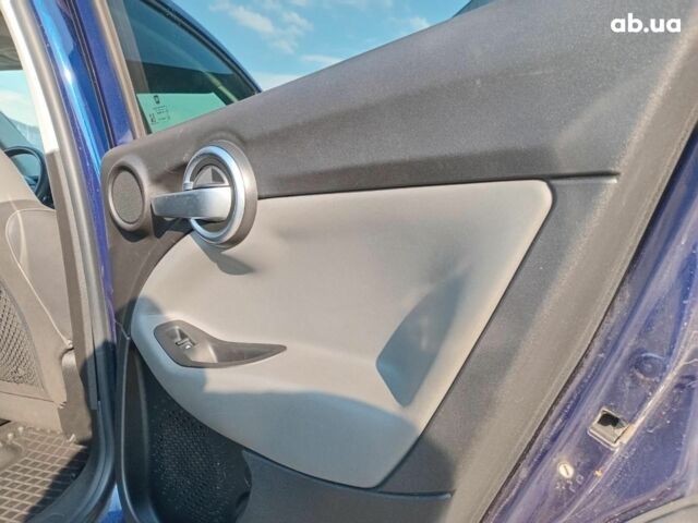 Синий Фиат 500X, объемом двигателя 2.4 л и пробегом 207 тыс. км за 10590 $, фото 14 на Automoto.ua