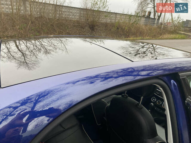 Синій Фіат 500X, об'ємом двигуна 2.4 л та пробігом 110 тис. км за 10800 $, фото 39 на Automoto.ua