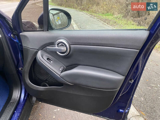 Синій Фіат 500X, об'ємом двигуна 2.4 л та пробігом 110 тис. км за 10800 $, фото 24 на Automoto.ua