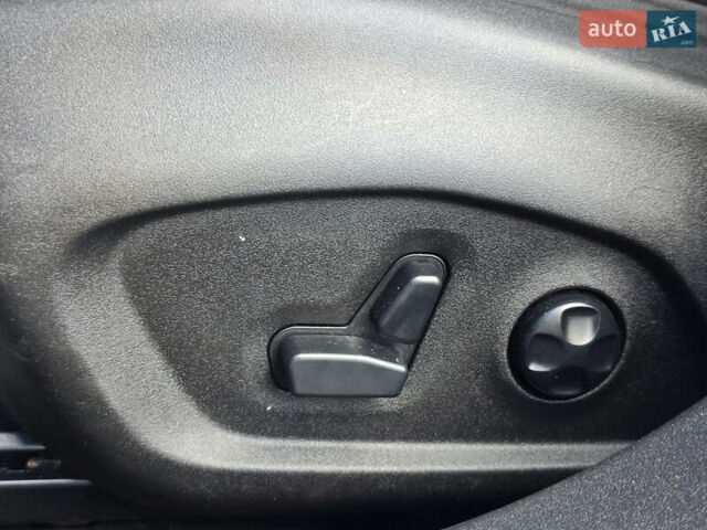 Синий Фиат 500 X, объемом двигателя 2.36 л и пробегом 51 тыс. км за 15800 $, фото 18 на Automoto.ua