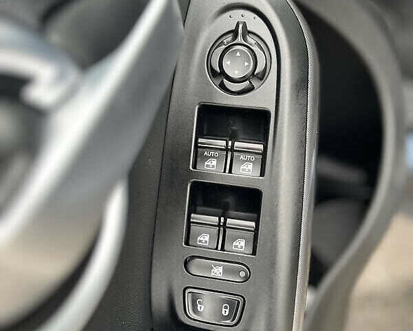 Синій Фіат 500X, об'ємом двигуна 2.36 л та пробігом 86 тис. км за 12999 $, фото 21 на Automoto.ua