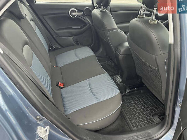 Синій Фіат 500X, об'ємом двигуна 2.36 л та пробігом 86 тис. км за 12999 $, фото 25 на Automoto.ua