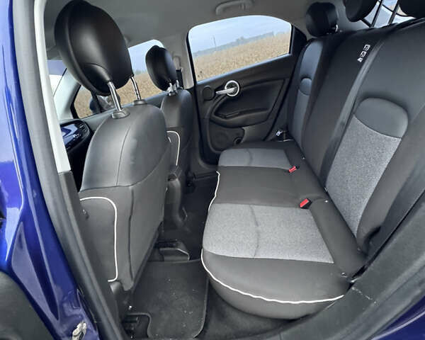 Синий Фиат 500 X, объемом двигателя 2.36 л и пробегом 121 тыс. км за 12400 $, фото 10 на Automoto.ua