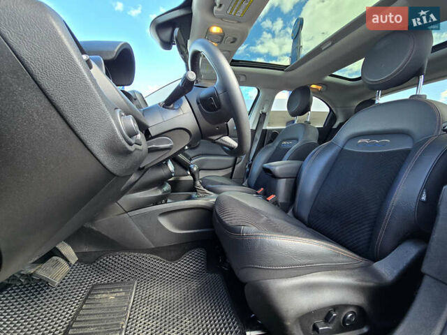 Синий Фиат 500 X, объемом двигателя 2.36 л и пробегом 51 тыс. км за 15800 $, фото 19 на Automoto.ua