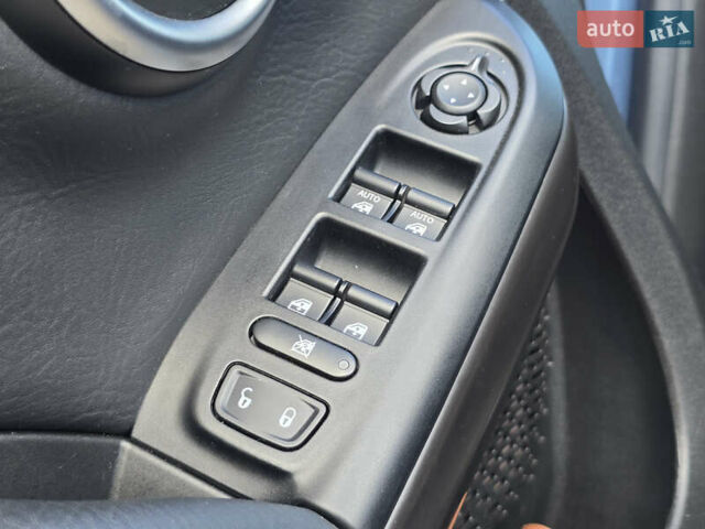 Синий Фиат 500 X, объемом двигателя 2.36 л и пробегом 51 тыс. км за 15800 $, фото 17 на Automoto.ua