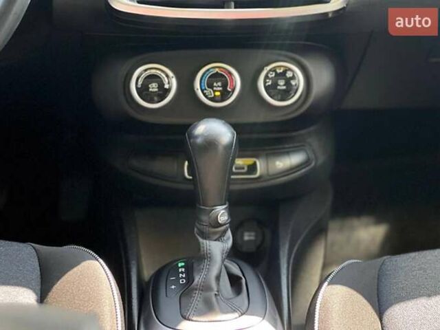 Синій Фіат 500 X, об'ємом двигуна 1.33 л та пробігом 201 тис. км за 14700 $, фото 18 на Automoto.ua