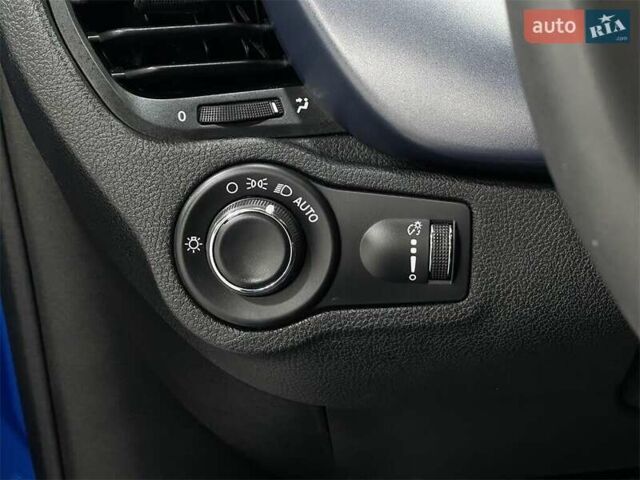 Синий Фиат 500 X, объемом двигателя 1.3 л и пробегом 17 тыс. км за 2950 $, фото 18 на Automoto.ua