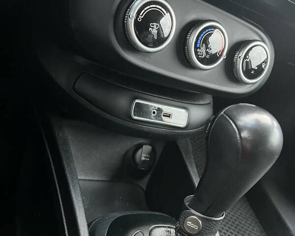 Зеленый Фиат 500X, объемом двигателя 2.4 л и пробегом 220 тыс. км за 9888 $, фото 20 на Automoto.ua