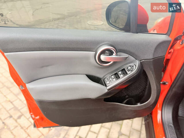 Помаранчевий Фіат 500X, об'ємом двигуна 2.4 л та пробігом 114 тис. км за 11500 $, фото 20 на Automoto.ua
