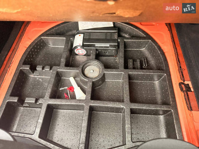 Помаранчевий Фіат 500X, об'ємом двигуна 2.4 л та пробігом 114 тис. км за 11500 $, фото 24 на Automoto.ua