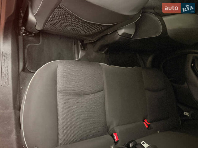 Помаранчевий Фіат 500X, об'ємом двигуна 2.4 л та пробігом 114 тис. км за 11500 $, фото 19 на Automoto.ua