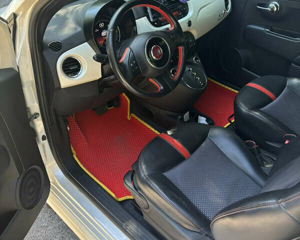 Белый Фиат 500e, объемом двигателя 0 л и пробегом 115 тыс. км за 6500 $, фото 6 на Automoto.ua